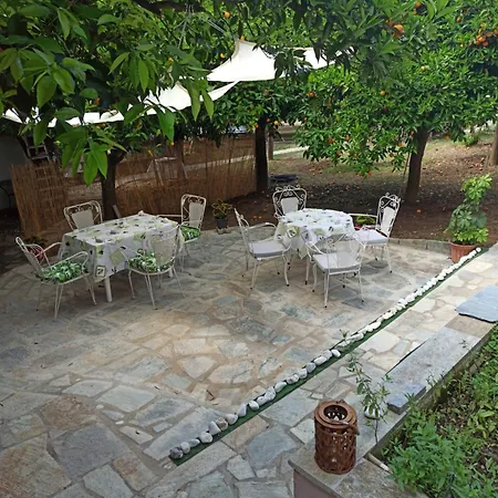 Feriehus Glyfada Bay *